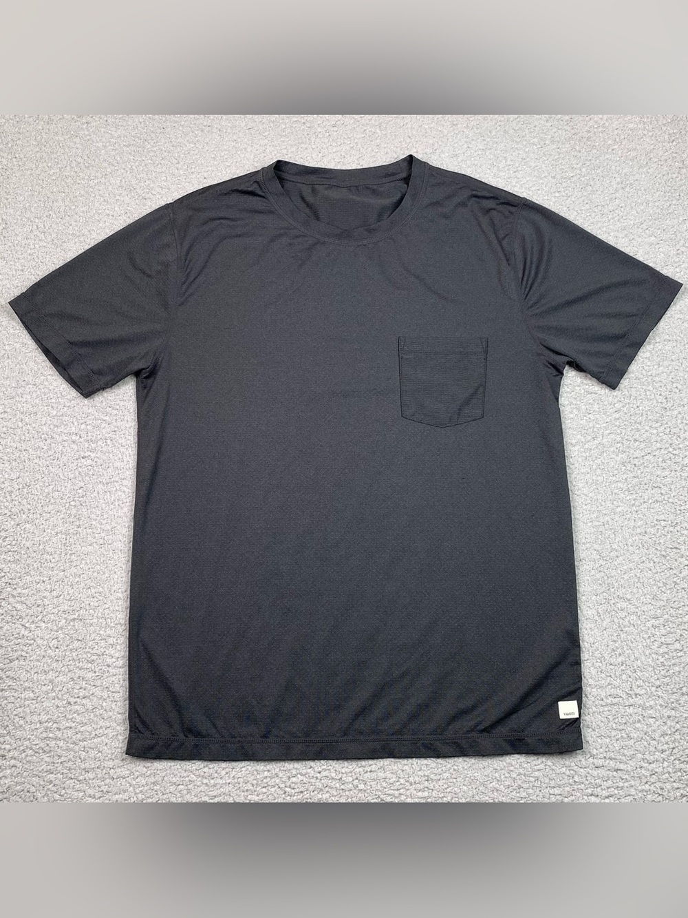 Vuori Tradewind Performance T Shirt Men's Size M (Estimated) Gray Breathable EUC